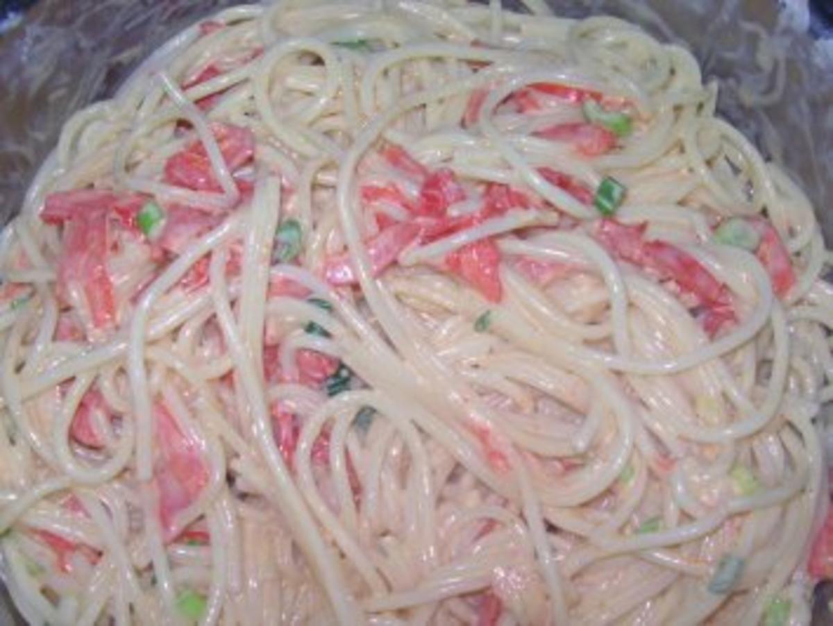 Spaghetti mit Paprika und Frischkäse - Rezept