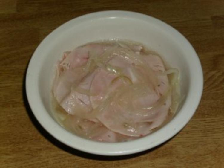 Putenkasseler Zwiebelfleisch - Rezept mit Bild - kochbar.de
