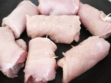 Putenröllchen auf Zucchini  - Möhren - Gemüse - Rezept - Bild Nr. 7