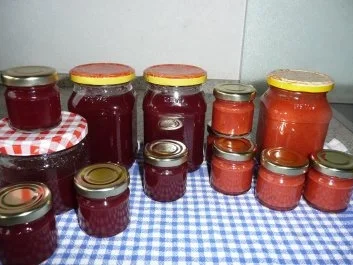 Rezept: Marmelade: Honigmelonen - Erdbeergelee Bild Nr. 2 Marmelade: Honigmelonen - Erdbeergelee - Rezept - Bild Nr. 2