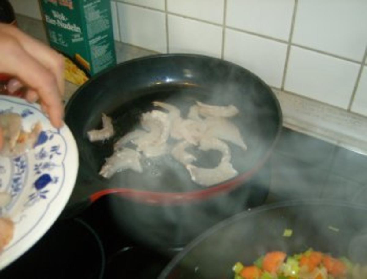 Rezept: Chinapfännchen mit Shrimps Bild Nr. 4 Chinapfännchen mit Shrimps - Rezept - Bild Nr. 4