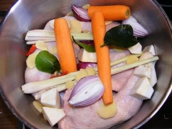 vietnamesische Hühnersuppe - Rezept