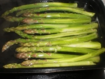 Rezept: Spargel grün mit Koteletts Bild Nr. 3 Spargel grün mit Koteletts - Rezept - Bild Nr. 3