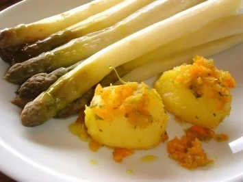 Spargeln mit Soffritto-Kartoffeln und Mayo-Mousseline - Rezept - Bild Nr. 4