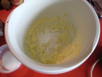 Quark- Zitronen - Torte - Rezept - Bild Nr. 5