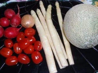 Rezept: *Spargel*-Schlemmersalat mit einer fruchtigen Note Bild Nr. 2 *Spargel*-Schlemmersalat mit einer fruchtigen Note - Rezept - Bild Nr. 2