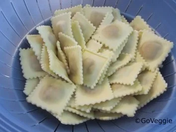 Rezept: Tomaten-Knoblauch-Ravioli Bild Nr. 6 Tomaten-Knoblauch-Ravioli - Rezept - Bild Nr. 6