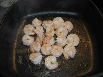 Spaghetti mit Scampi - Soße - Rezept