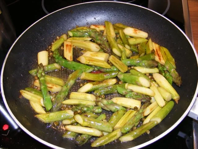 Linguine mit grünem Spargel - Rezept - Bild Nr. 5