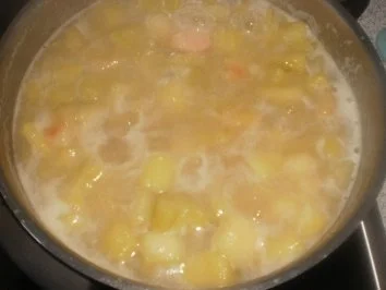 Rezept: Frühlingsgrütze mit süßer Sahne Bild Nr. 6 Frühlingsgrütze mit süßer Sahne - Rezept - Bild Nr. 6