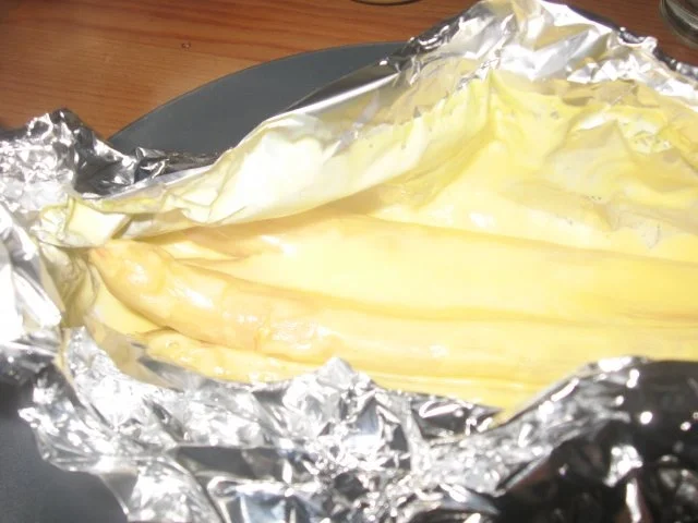 Rezept: Grillspargel mit Hollandaise Grillspargel mit Hollandaise - Rezept