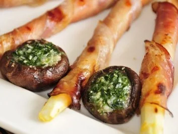 Rezept: Tapas & Fingerfood: Bärlauch-Champignon Bild Nr. 2 Tapas & Fingerfood: Bärlauch-Champignon - Rezept - Bild Nr. 2