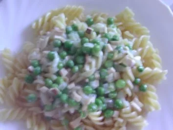 Sahnesauce mit Erbsen und Tofu - Rezept