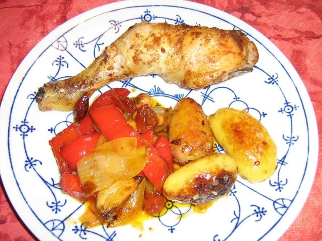 Rezept: Hühnerbeine auf Paprikagemüse... Bild Nr. 2 Hühnerbeine auf Paprikagemüse... - Rezept - Bild Nr. 2