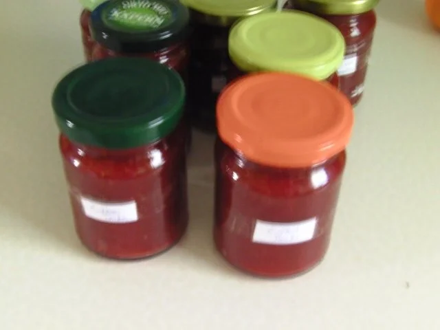 Erdbeermarmelade mit Tonkabohne - Rezept