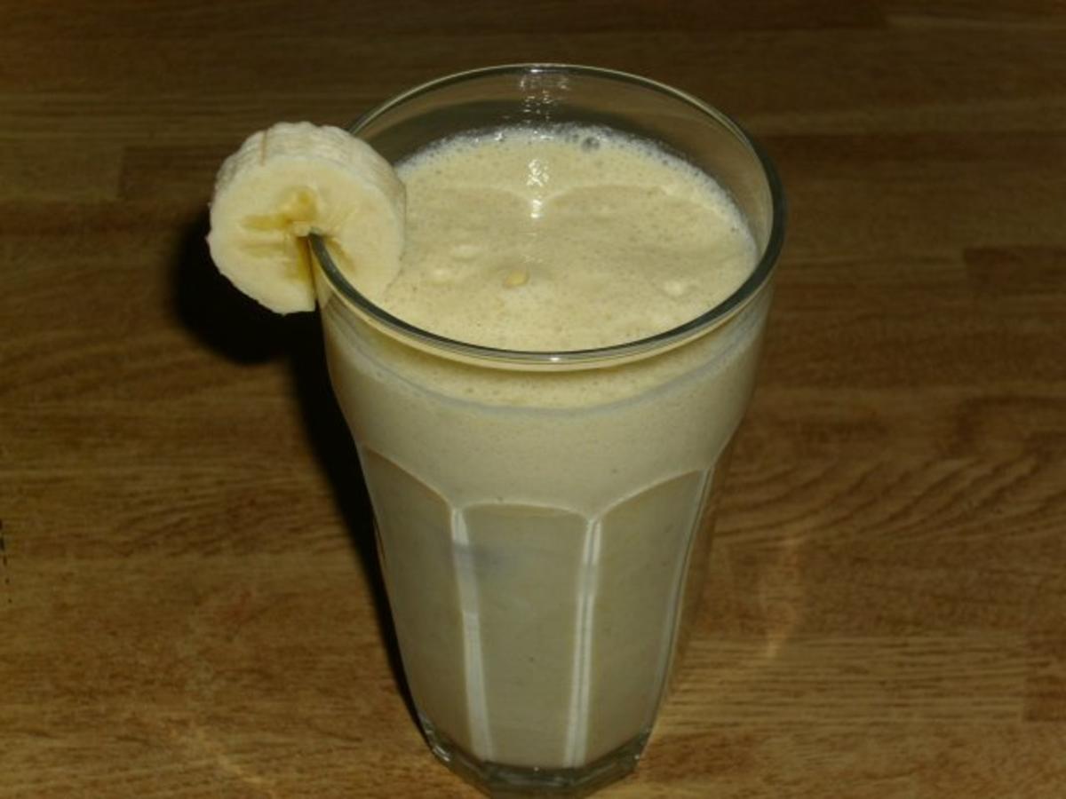 Bananenmilch auf Eiswürfel - Rezept