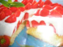 Erdbeer Joghurt Torte - Rezept
