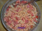 Salat: Roter Nudelsalat - Rezept