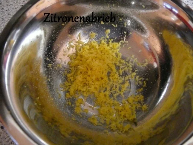 Rezept: Quark-Rosinen-Zwerg Bild Nr. 8 Quark-Rosinen-Zwerg - Rezept - Bild Nr. 8