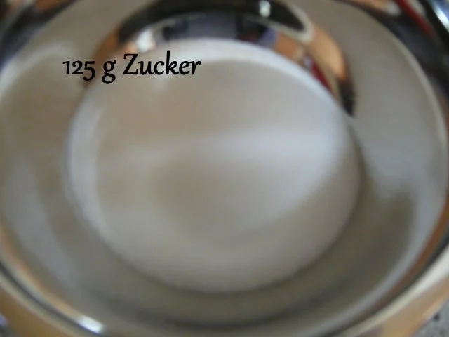 Rezept: Quark-Rosinen-Zwerg Bild Nr. 10 Quark-Rosinen-Zwerg - Rezept - Bild Nr. 10