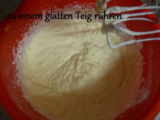 Rezept: Quark-Rosinen-Zwerg Bild Nr. 12 Quark-Rosinen-Zwerg - Rezept - Bild Nr. 12