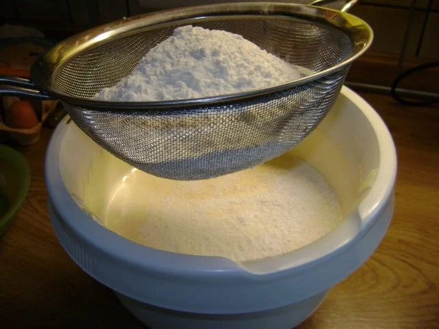 Bisquitboden hoch - Biskuit - Bisquit - Tortenboden hell oder dunkel - wie vom Bäcker - Rezept - Bild Nr. 4