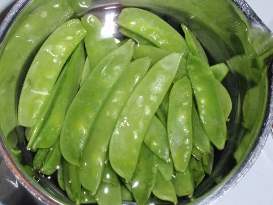 Steinbeißerfilet auf Mangosalat mit Cashewkernen - Rezept - Bild Nr. 3