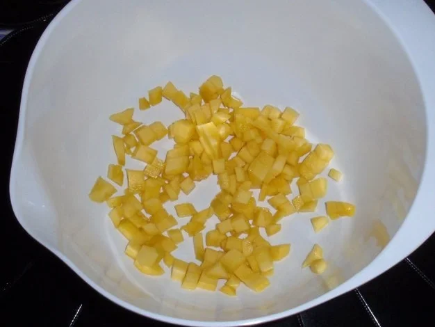 Steinbeißerfilet auf Mangosalat mit Cashewkernen - Rezept - Bild Nr. 4