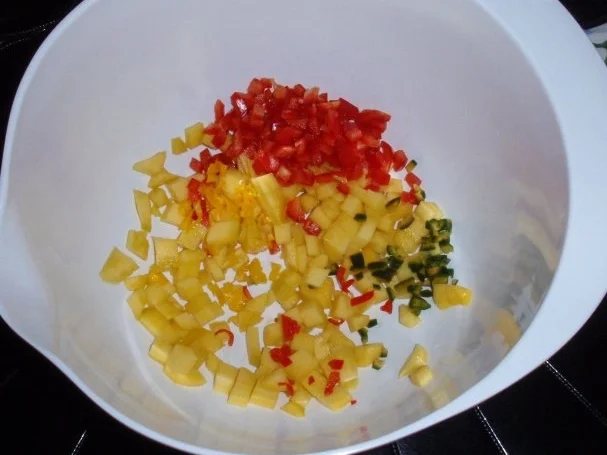 Steinbeißerfilet auf Mangosalat mit Cashewkernen - Rezept - Bild Nr. 5