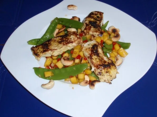 Steinbeißerfilet auf Mangosalat mit Cashewkernen - Rezept - Bild Nr. 15