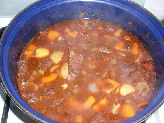 Gulasch mit Paprika und  Bohnen-Duo..., - Rezept - Bild Nr. 4