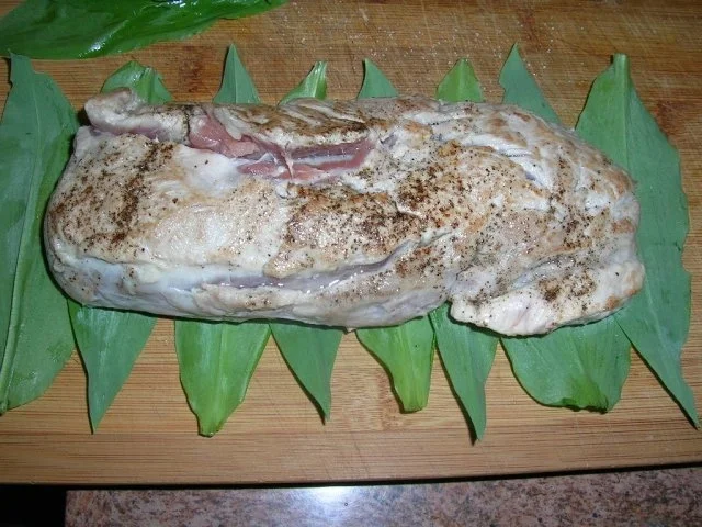 Schweinefilet im Bärlauch-Speck Mantel mit Bärlauch-Semmelknödeln und Rahmchampignons - Rezept - Bild Nr. 4