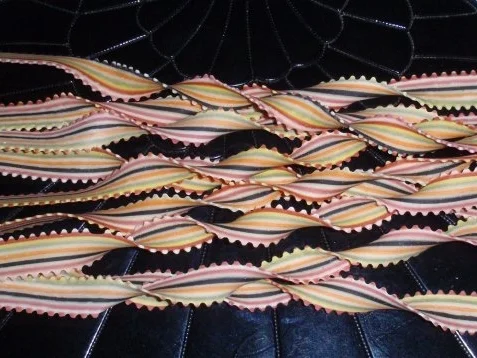 Rezept: Filet-Pilz-Spargel-Pfanne mit bunten Nudeln Bild Nr. 4 Filet-Pilz-Spargel-Pfanne mit bunten Nudeln - Rezept - Bild Nr. 4