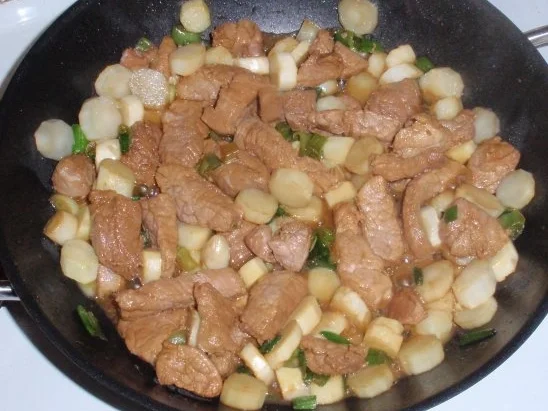 Rezept: Filet-Pilz-Spargel-Pfanne mit bunten Nudeln Bild Nr. 9 Filet-Pilz-Spargel-Pfanne mit bunten Nudeln - Rezept - Bild Nr. 9