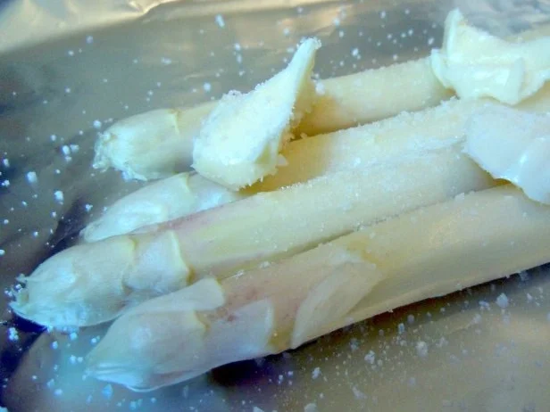 Spargel im Alu-Päckchen aus dem Backofen - Rezept - Bild Nr. 5