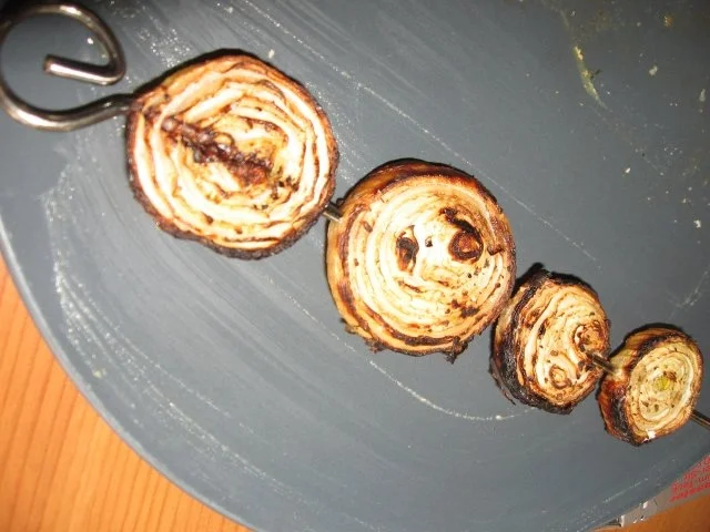 Grillzwiebel-Spieß, karamellisiert - Rezept - Bild Nr. 4