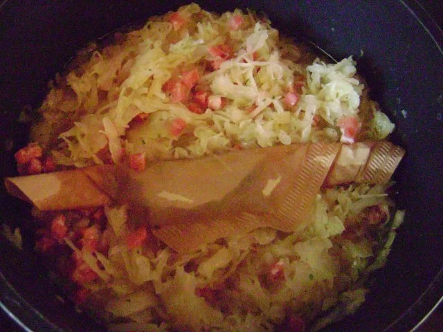 Rezept: Geschabte Spätzle mit Kraut und Brösel Bild Nr. 3 Geschabte Spätzle mit Kraut und Brösel - Rezept - Bild Nr. 3