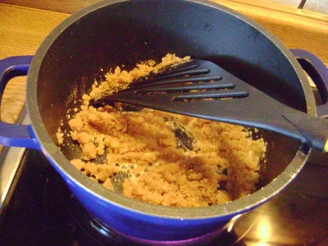 Rezept: Geschabte Spätzle mit Kraut und Brösel Bild Nr. 4 Geschabte Spätzle mit Kraut und Brösel - Rezept - Bild Nr. 4