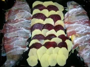 Rezept: Forellen vom Blech, Kartoffel-Rote-Beete-Carpaccio, Meerrettichdip Forellen vom Blech, Kartoffel-Rote-Beete-Carpaccio, Meerrettichdip - Rezept