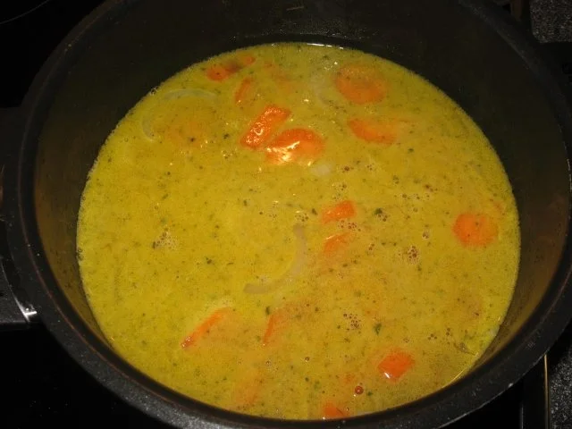 Rezept: Möhrencremesuppe schmeckt nicht nur zu Ostern! Bild Nr. 5 Möhrencremesuppe schmeckt nicht nur zu Ostern! - Rezept - Bild Nr. 5