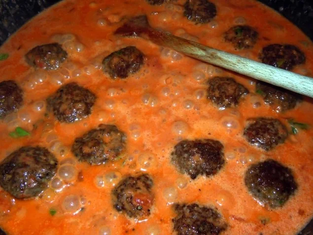 Hackbällchen in Fenchel-Tomaten-Sauce - Rezept - Bild Nr. 10