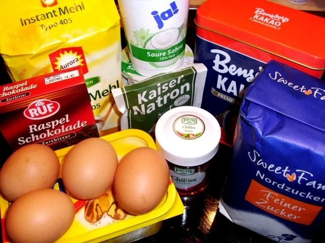 Rezept: Kuchen: Schoko-Chili-Hasen Bild Nr. 2 Kuchen: Schoko-Chili-Hasen - Rezept - Bild Nr. 2