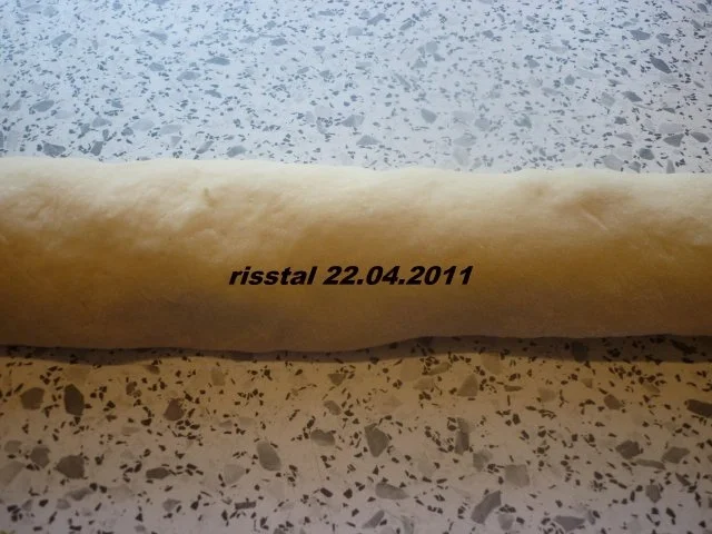 Rezept: Marzipankranz Bild Nr. 5 Marzipankranz - Rezept - Bild Nr. 5