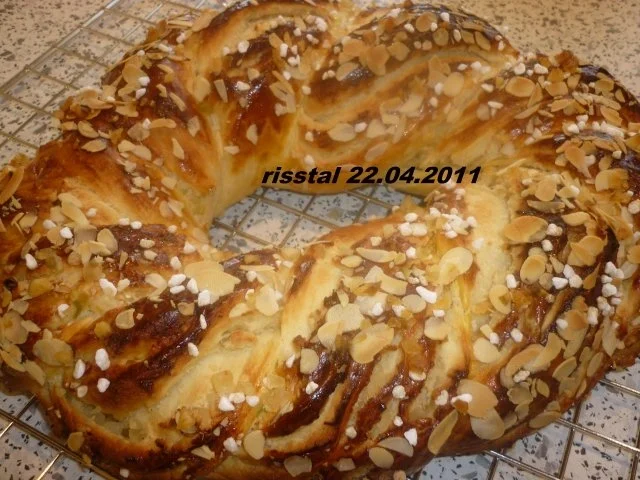 Rezept: Marzipankranz Bild Nr. 10 Marzipankranz - Rezept - Bild Nr. 10