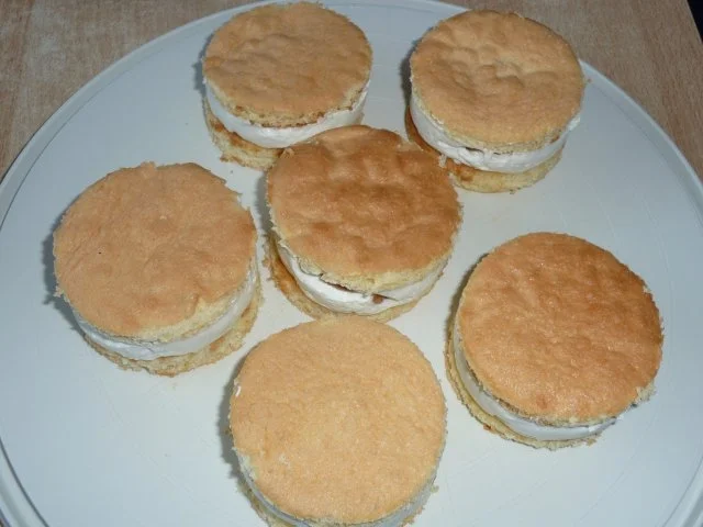 Rezept: Biskuittörtchen Daggi Bild Nr. 4 Biskuittörtchen Daggi - Rezept - Bild Nr. 4