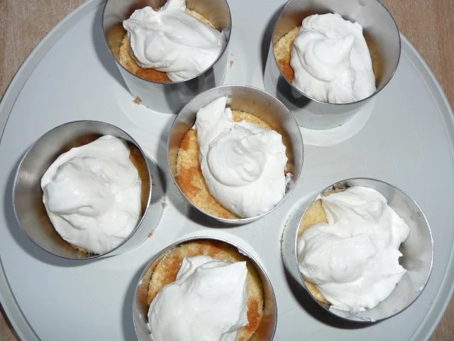 Rezept: Biskuittörtchen Daggi Bild Nr. 7 Biskuittörtchen Daggi - Rezept - Bild Nr. 7