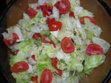 Bunter Salat mit gemischten Kernen - Rezept
