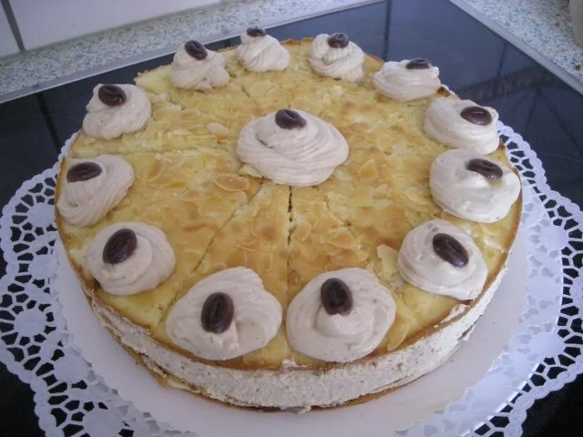 Mokkatorte bei uns ist das die " Knöpfchentorte " - Rezept