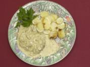 Rinderfilet mit Champignonrahmsoße und Kartoffelgratin (Claudia Effenberg) - Rezept