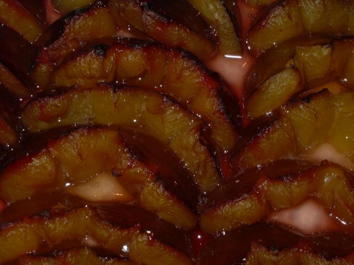 Omas Pflaumenkuchen vom Blech Quark-Öl Teig - einfach - 238 kcal/100g